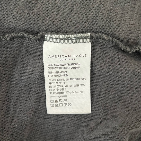 AMERICAN EAGLE keyhole back knit gray hi lo oversized top size S - Picture 4 of 4